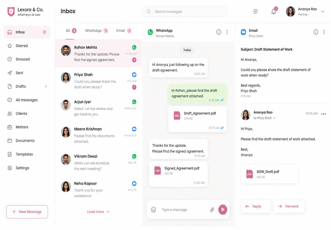 Interfaccia di Studio Chat con conversazioni WhatsApp ed email e documenti allegati